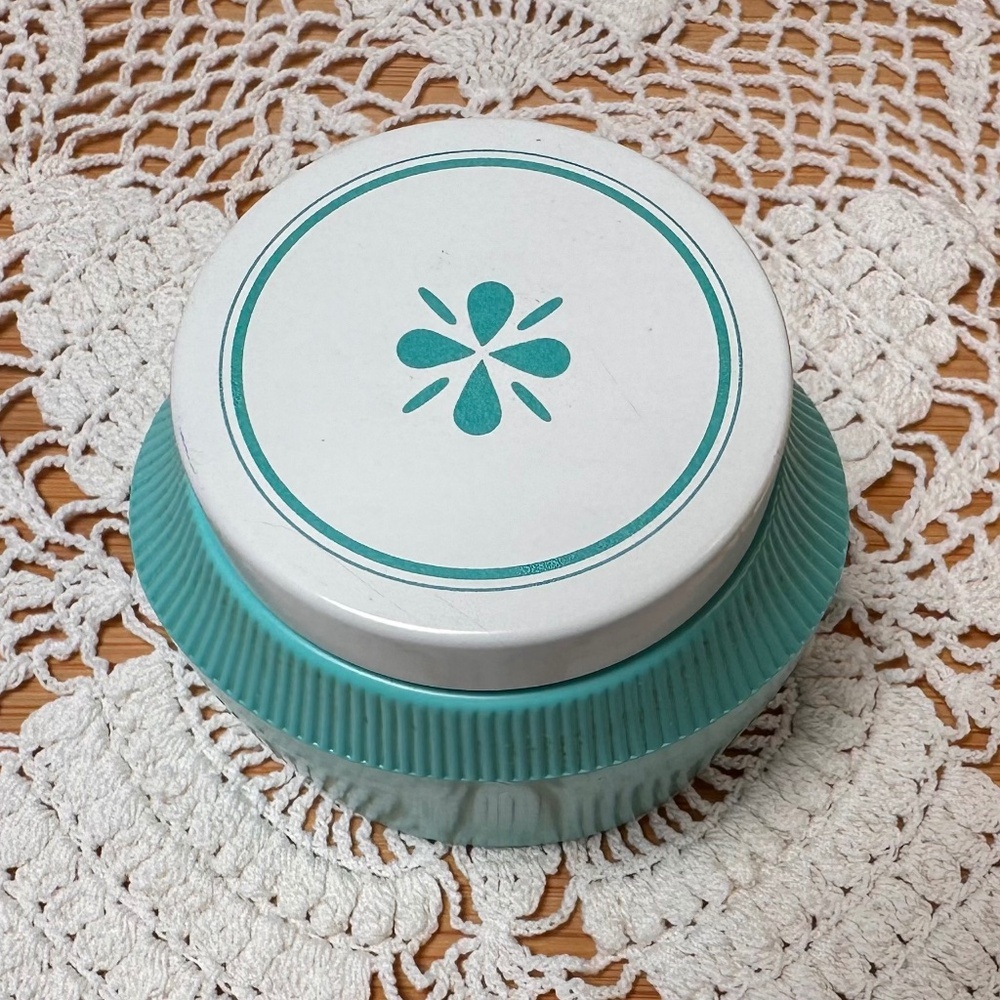 ✨ 5 for $25 DEAL! ✨ Vintage Avon Aqua Cream Jar